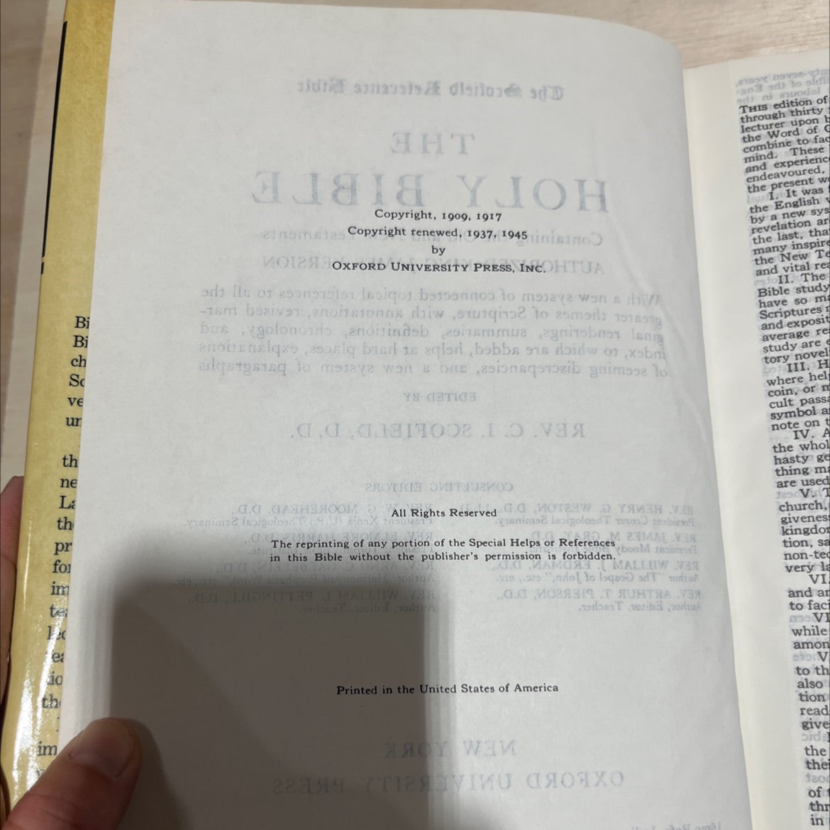 holy bible book, by rev. c. i. scofield, d.d., 1945 Hardcover