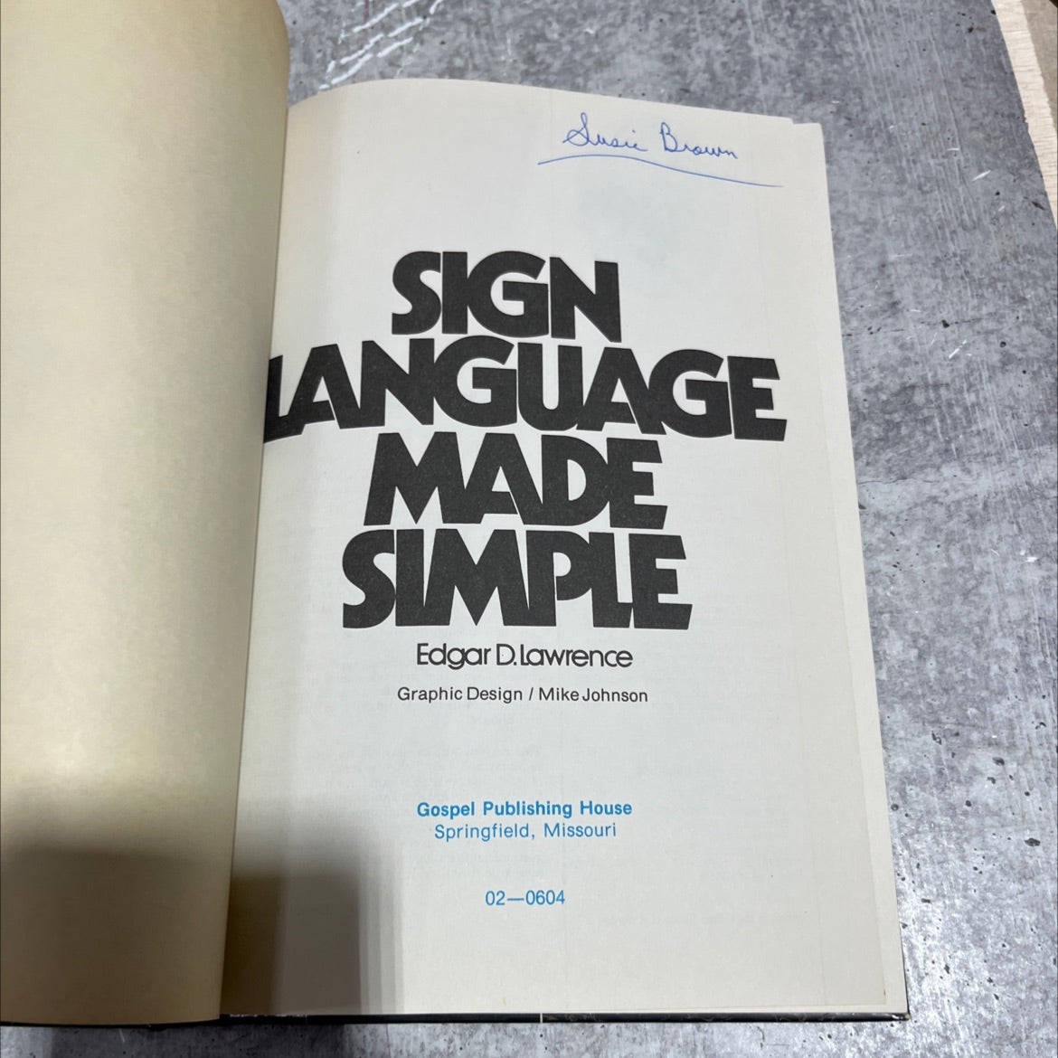 sign language made simple book, by edgar d. lawrence, 1990 Hardcover