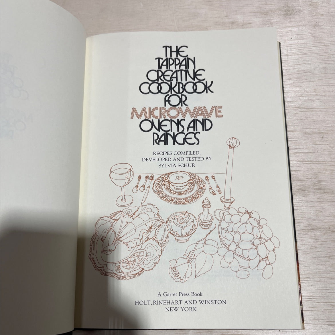 the tappan creative cookbook for microwave ovens and ranges book, by sylvia schur, 1976 Hardcover